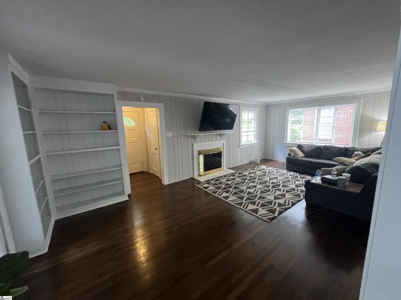 Property image 5 at 726 Hollywood Street, Spartanburg, SC 29302