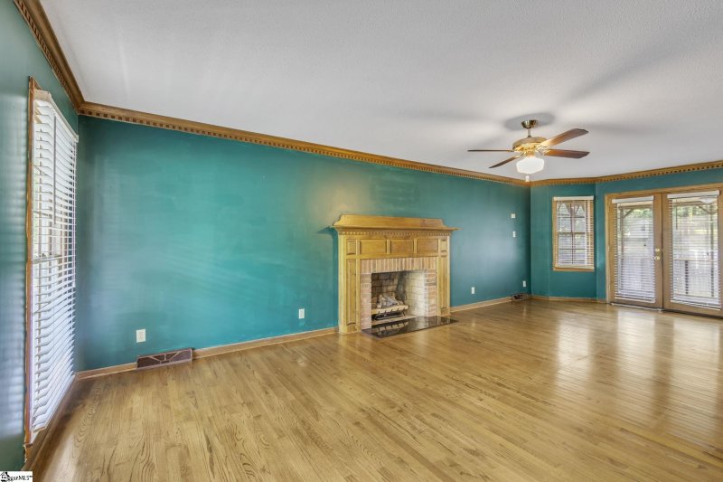 Property image 3 at 414 Spring Meadow Road, Simpsonville, SC 29680