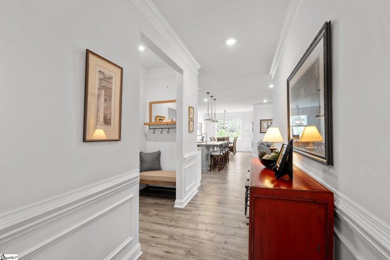 Property image 3 at 604 Raleighwood Lane, Simpsonville, SC 29681