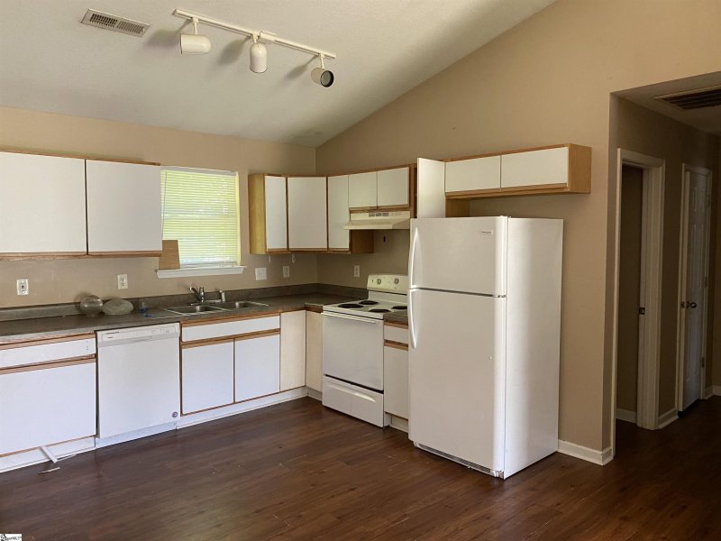 Property image 5 at 14 Backwater Way, Greenville, SC 29611