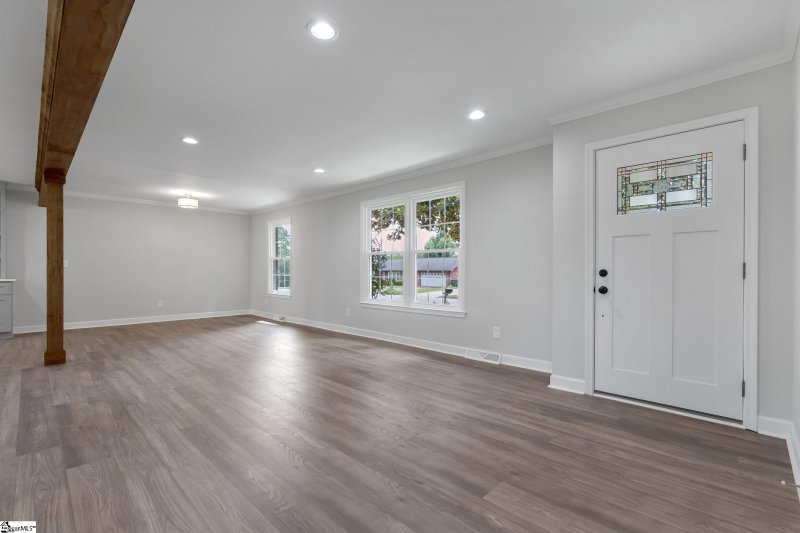 Property image 4 at 15 Tussock Road, Greenville, SC 29615