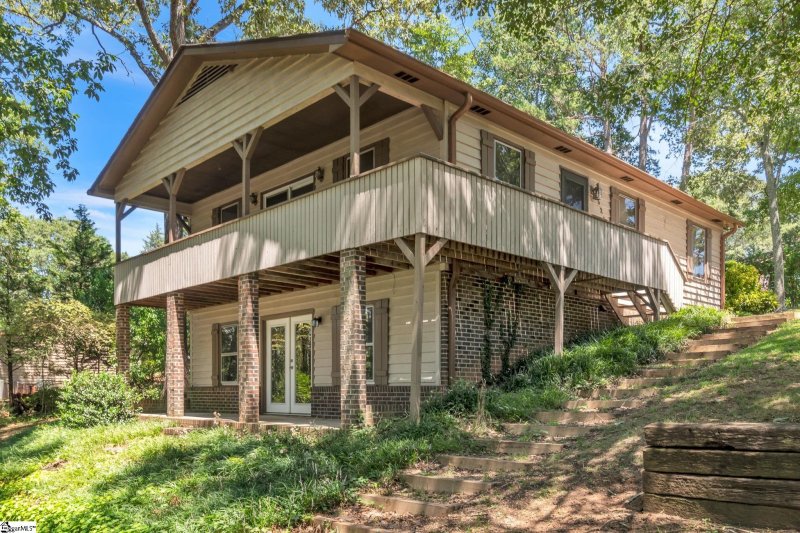 Property image 3 at 321 Country Glen Lane, Pelzer, SC 29669