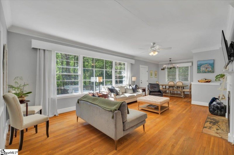 Property image 4 at 322 Chick Springs Road, Greenville, SC 29609