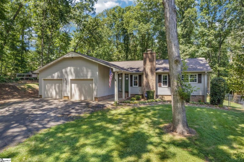 121 Spring Valley Road