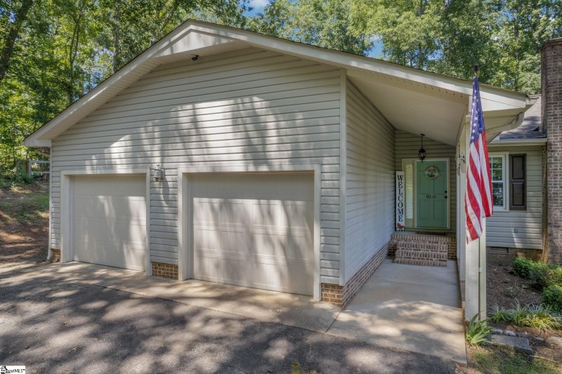 Property image 4 at 121 Spring Valley Road, Pickens, SC 29671