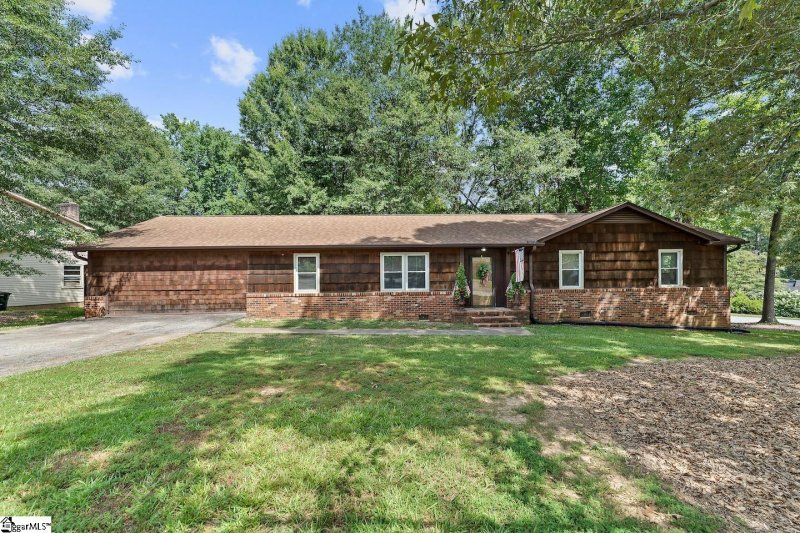 202 Canebreak Lane