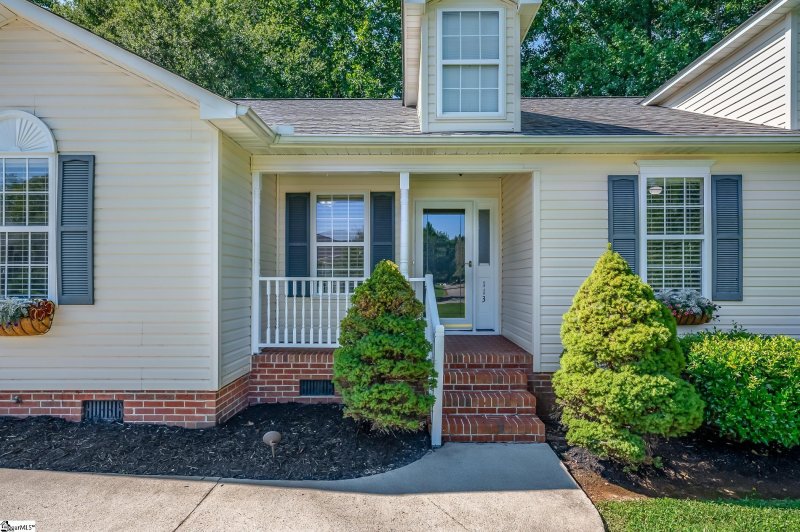 Property image 3 at 113 Patio Road, Easley, SC 29642