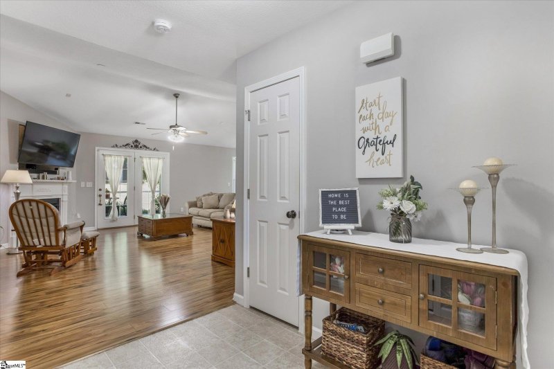 Property image 5 at 22 Camrose Drive, Greer, SC 29651