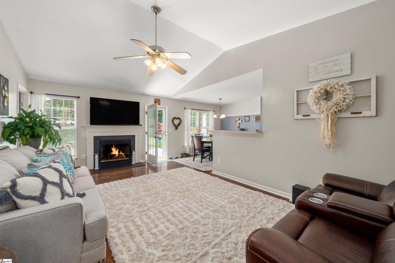 Property image 5 at 132 Bathurst Lane, Simpsonville, SC 29681