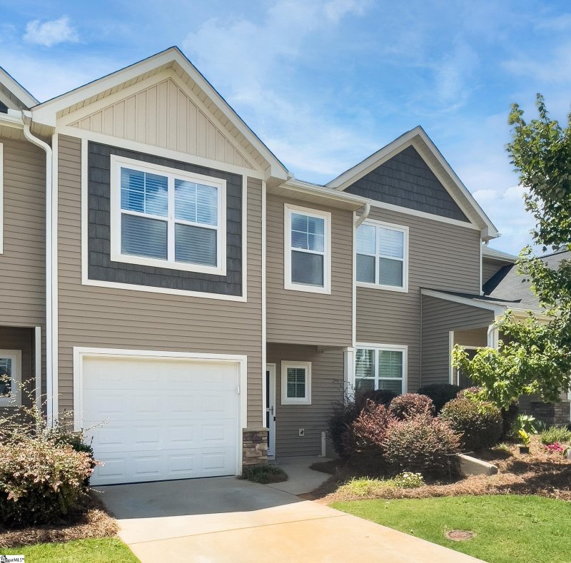 Property image 2 at 721 Elmbrook Drive, Simpsonville, SC 29681