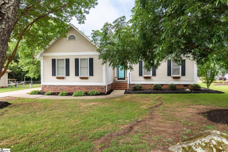 107 W Marley Lane