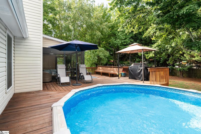 Property image 4 at 107 W Marley Lane, Simpsonville, SC 29681