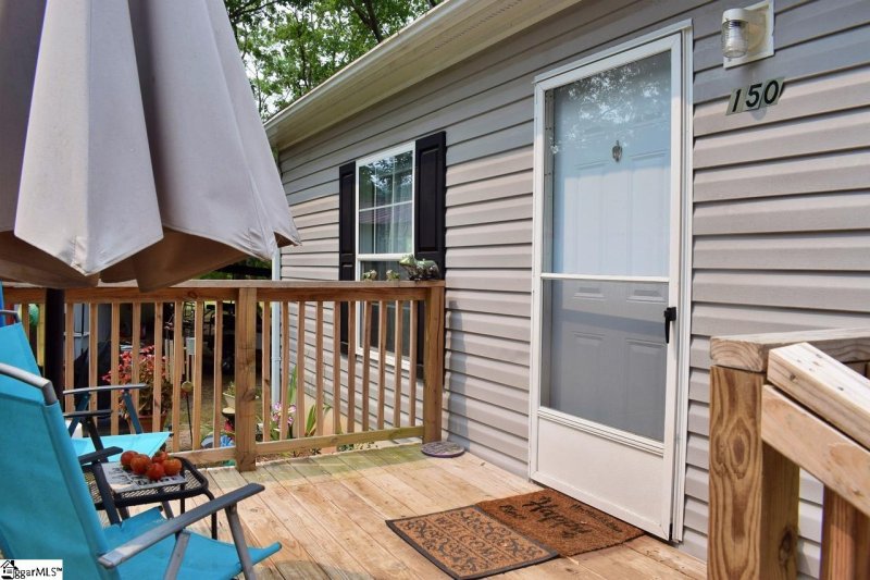 Property image 4 at 150 Highland Hills Drive, Campobello, SC 29322