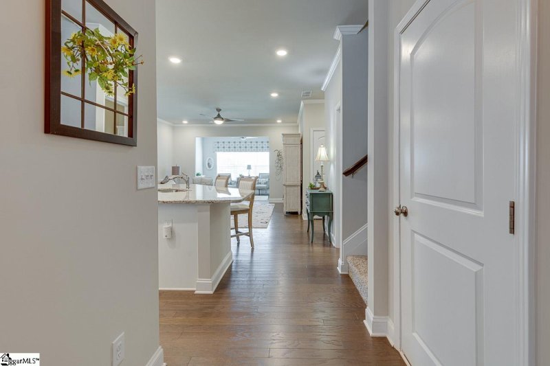 Property image 2 at 100 Coosa Lane, Anderson, SC 29621