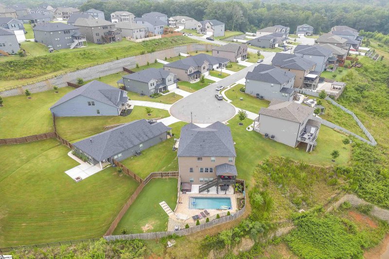 Property image 4 at 2025 Bonsell Court, Greer, SC 29651