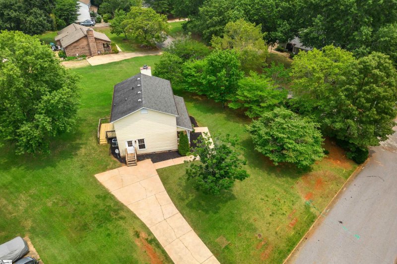 Property image 4 at 201 Laurel Tree Lane, Simpsonville, SC 29681