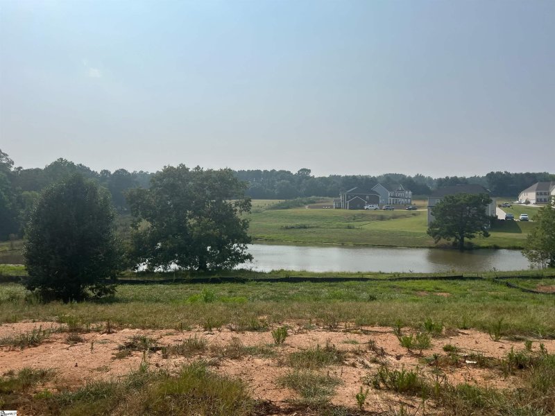 Property image 2 at 117 Winter Valley Lane, Belton, SC 29627