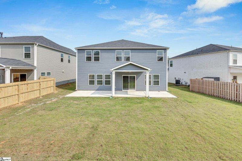 Property image 3 at 124 Pewter Circle, Simpsonville, SC 29680