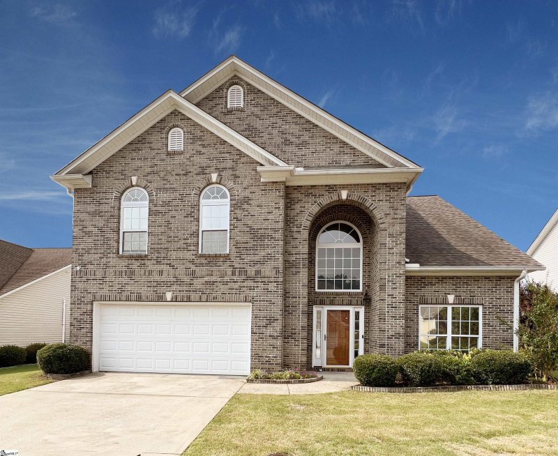 Property image 2 at 107 Eagle Pass Drive, Taylors, SC 29687