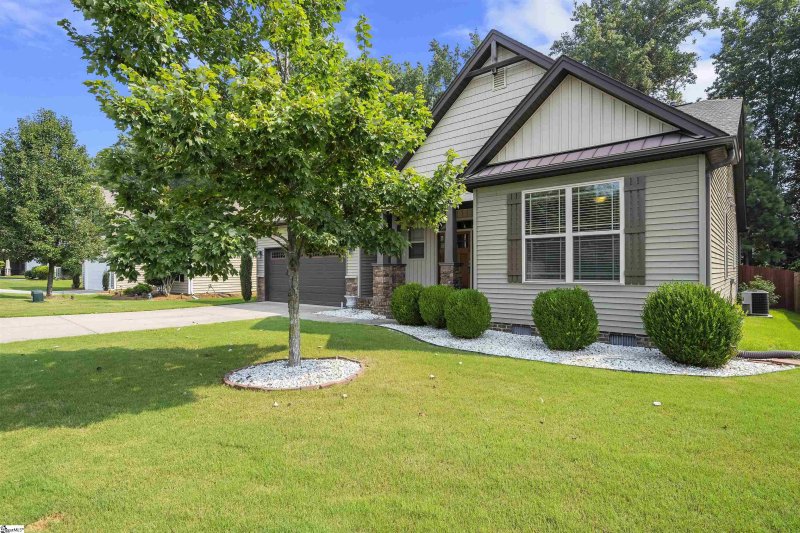 Property image 3 at 280 Applehill Way, Simpsonville, SC 29681