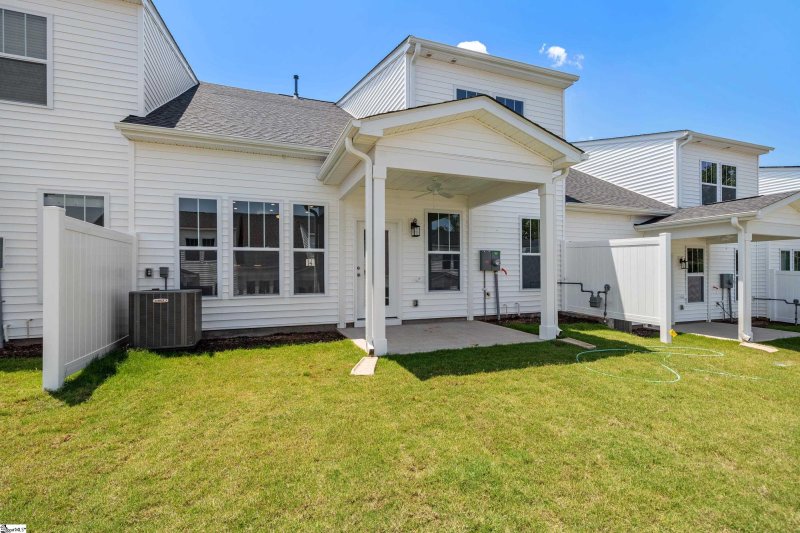 Property image 5 at 210 Woodhouse Way, Greenville, SC 29605