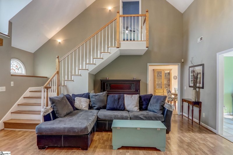 Property image 5 at 14 Kingsbury Way, Greenville, SC 29617