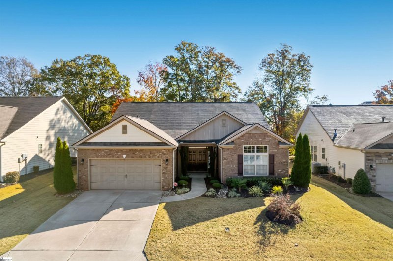 Property image 2 at 441 Evening Mist Court, Duncan, SC 29334