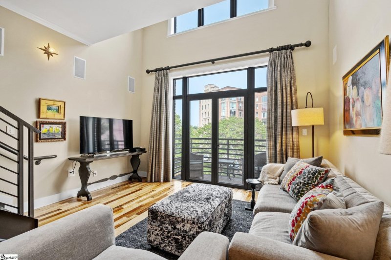 Property image 3 at 101 W Court Street, Greenville, SC 29601