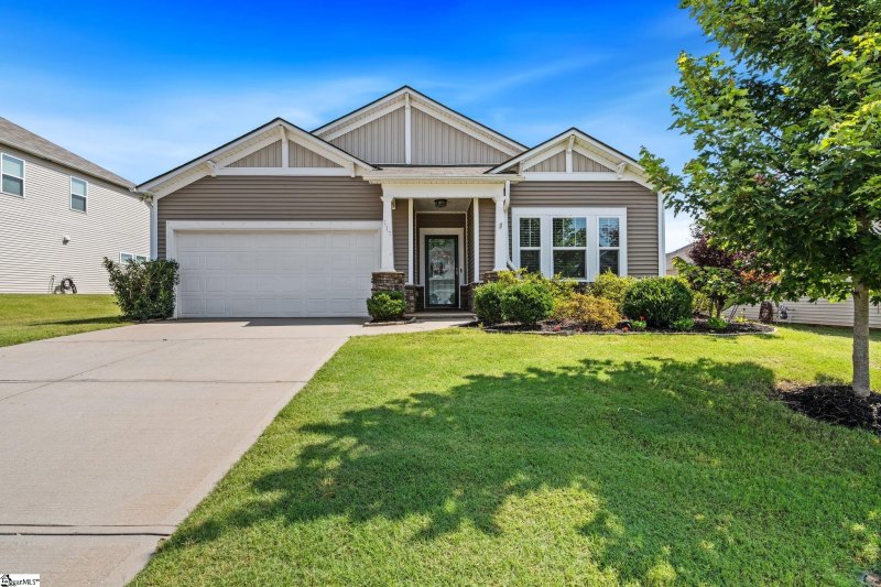 Property image 2 at 117 Jones Peak Drive, Simpsonville, SC 29681