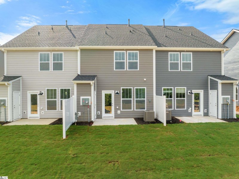 Property image 5 at 143 Dalmatian Drive, Spartanburg, SC 29307