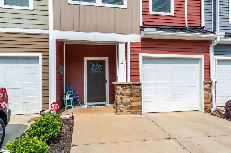 Property image 2 at 21 Timber Oak Way, Simpsonville, SC 29681