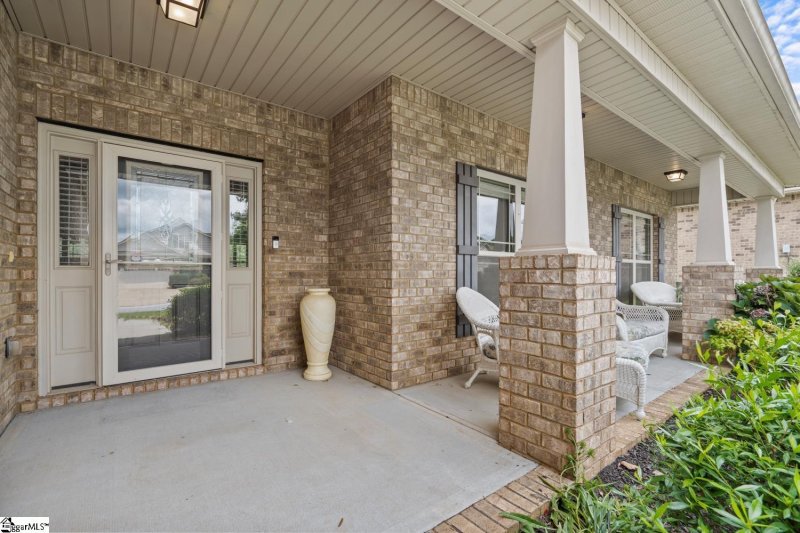 Property image 4 at 208 Reedy Springs Lane, Greenville, SC 29605