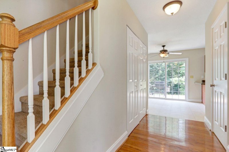 Property image 5 at 34 Perkins Court, Greer, SC 29651