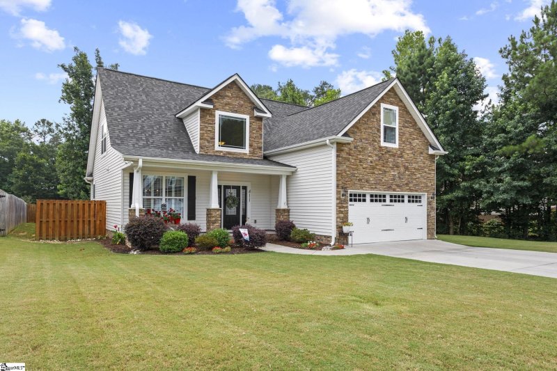 Property image 2 at 411 W Sundance Drive, Easley, SC 29642