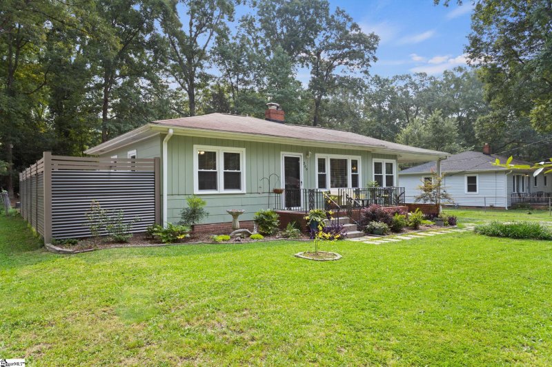 Property image 2 at 309 Elaine Avenue, Taylors, SC 29687