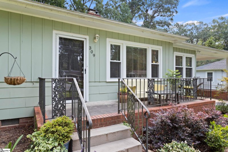 Property image 4 at 309 Elaine Avenue, Taylors, SC 29687