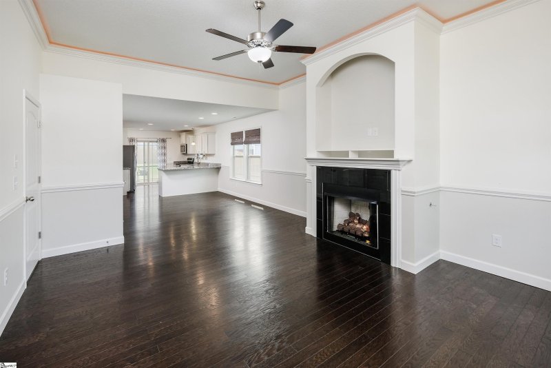 Property image 2 at 824 John Thomas Way, Greer, SC 29651