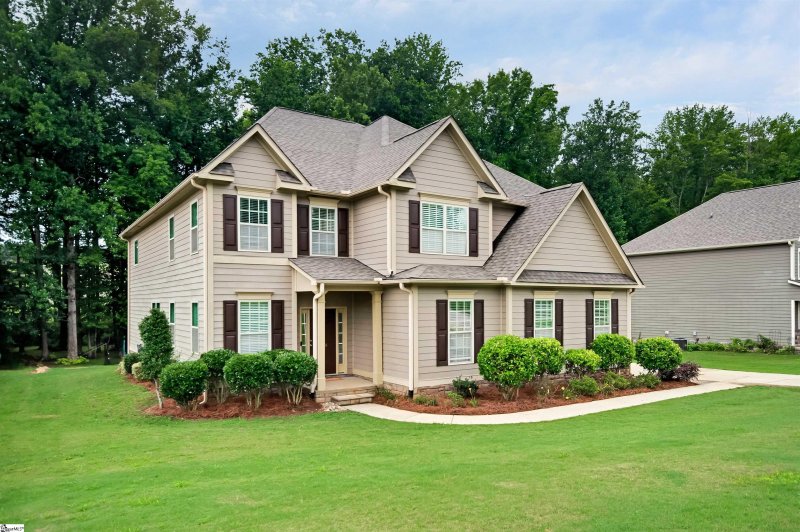 148 Waltzing Vine Lane