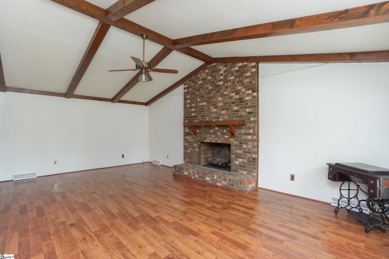 Property image 5 at 200 Barry Drive, Greer, SC 29650