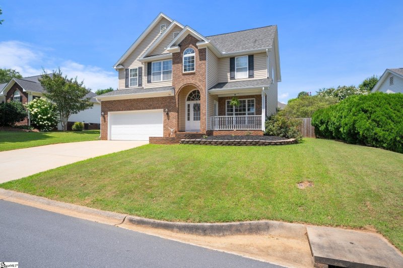 Property image 2 at 740 Kingswood Valley Drive, Moore, SC 29369