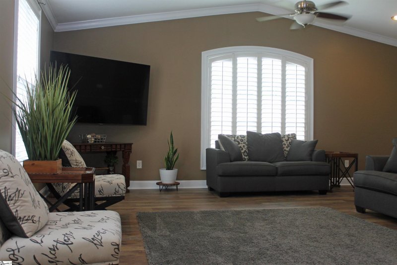 Property image 3 at 36 Woodmere Court, Williamston, SC 29697