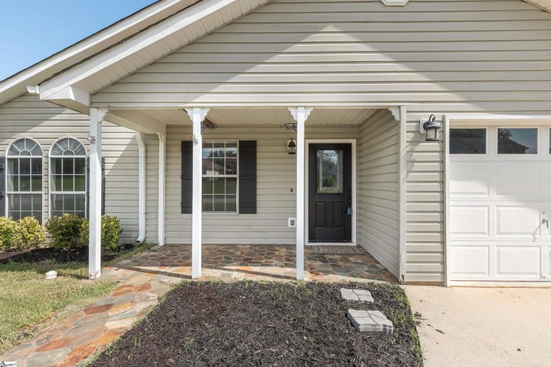 Property image 2 at 612 Sweet William Way, Fountain Inn, SC 29644