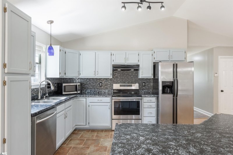 Property image 3 at 612 Sweet William Way, Fountain Inn, SC 29644