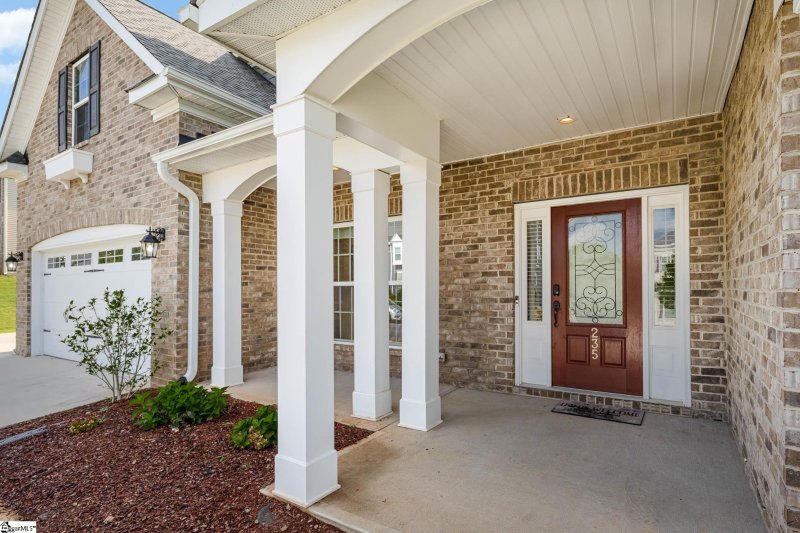 Property image 3 at 235 Scotts Bluff Drive, Simpsonville, SC 29681
