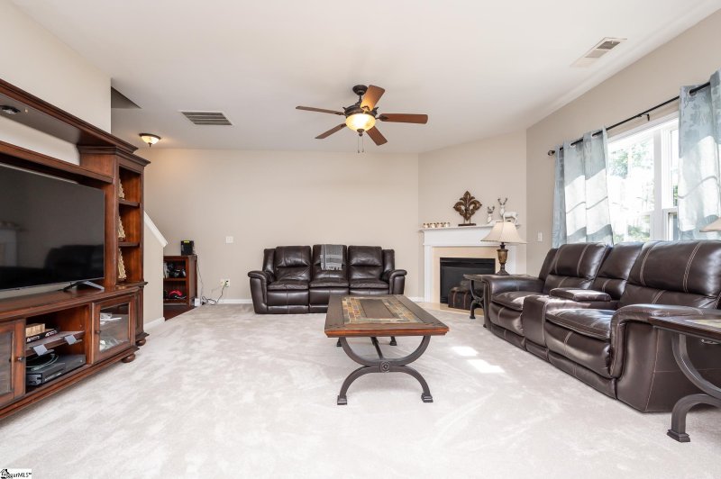 Property image 5 at 35 Pimmit Place, Greenville, SC 29607