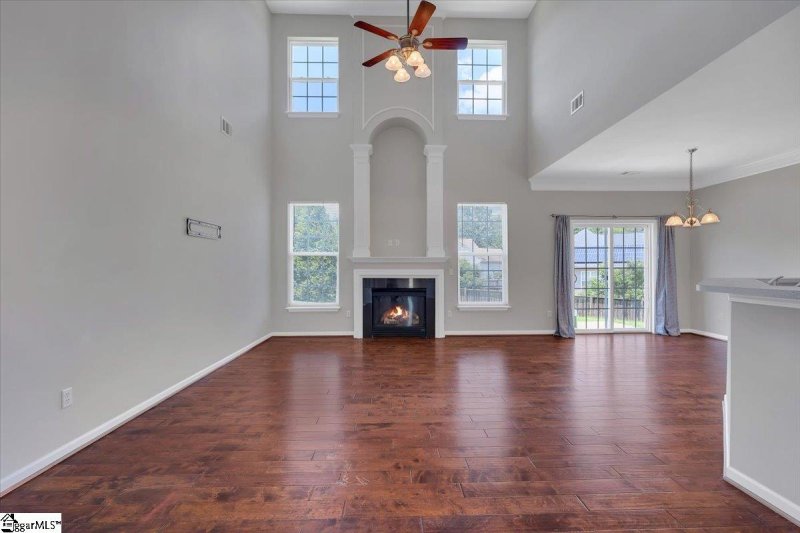 Property image 4 at 5 Nut Leaf Lane, Greenville, SC 29605