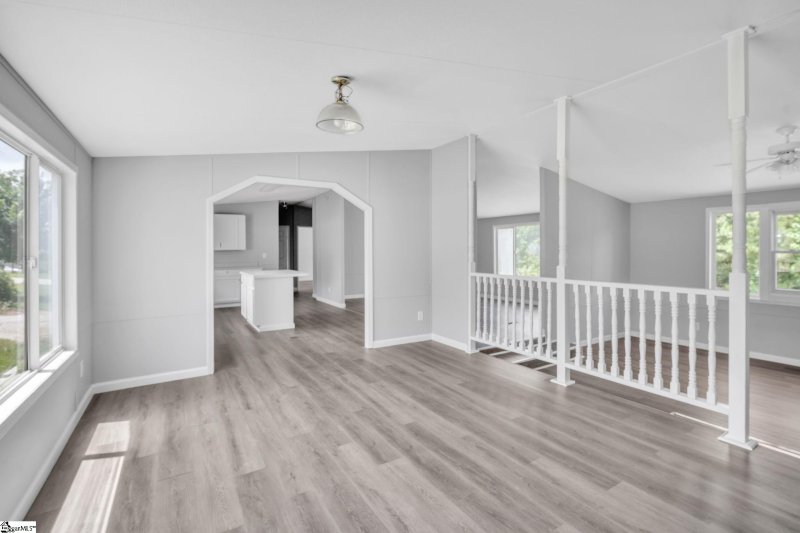 Property image 2 at 202 Riverbreeze Road, Greenville, SC 29611