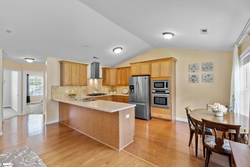 Property image 5 at 124 Cotton Hill Lane, Greer, SC 29651