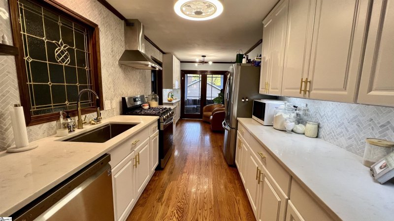 Property image 3 at 503 Half Mile Way, Greenville, SC 29609