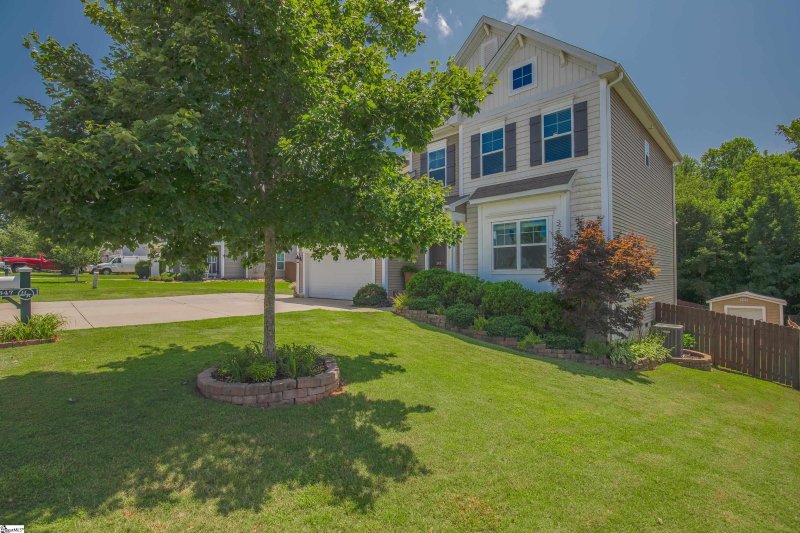 Property image 2 at 347 Slate Drive, Boiling Springs, SC 29316-7445